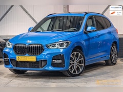 BMW X1 - XDrive25e High Executive|M-sport|Pano|Trekhaak|E-stoe