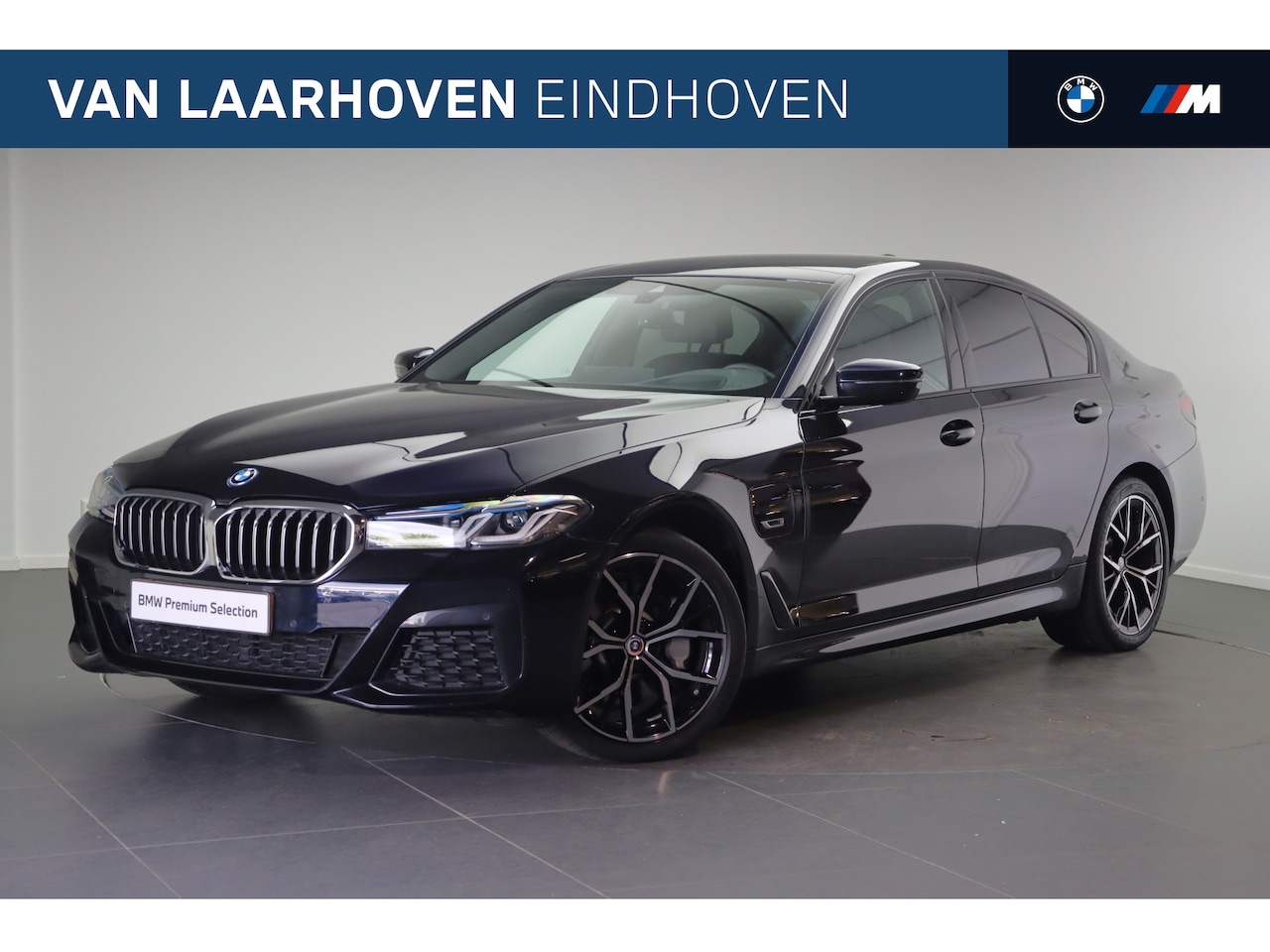 BMW 5-serie - 520e High Executive M Sport Automaat / Laserlight / Head-Up / Live Cockpit Professional / - AutoWereld.nl