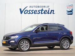 Volkswagen T-Roc - 1.0 TSI Style Business / Panoramadak / Camera / PDC V + A / Navigatie
