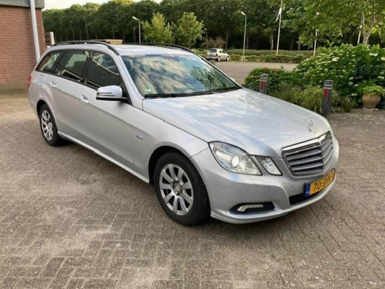 Mercedes-Benz E-klasse Estate - 200 CDI Business Class Avantgarde € 3980 - AutoWereld.nl