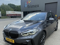 BMW 1-serie - 118i M Sport Edition | Pano | Head Up | NL AUTO