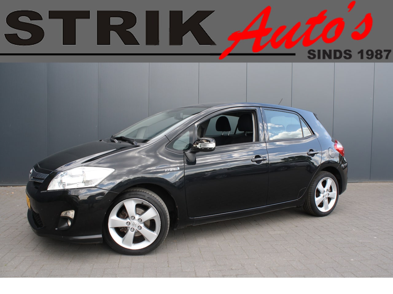 Toyota Auris - 1.8 Full Hybrid Dynamic APK 5-26 - AutoWereld.nl