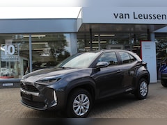 Toyota Yaris Cross - 1.5 HYBRID STOEL-STUUR & VOOR RUIT VERW. EL-A.KLEP KEYLESS