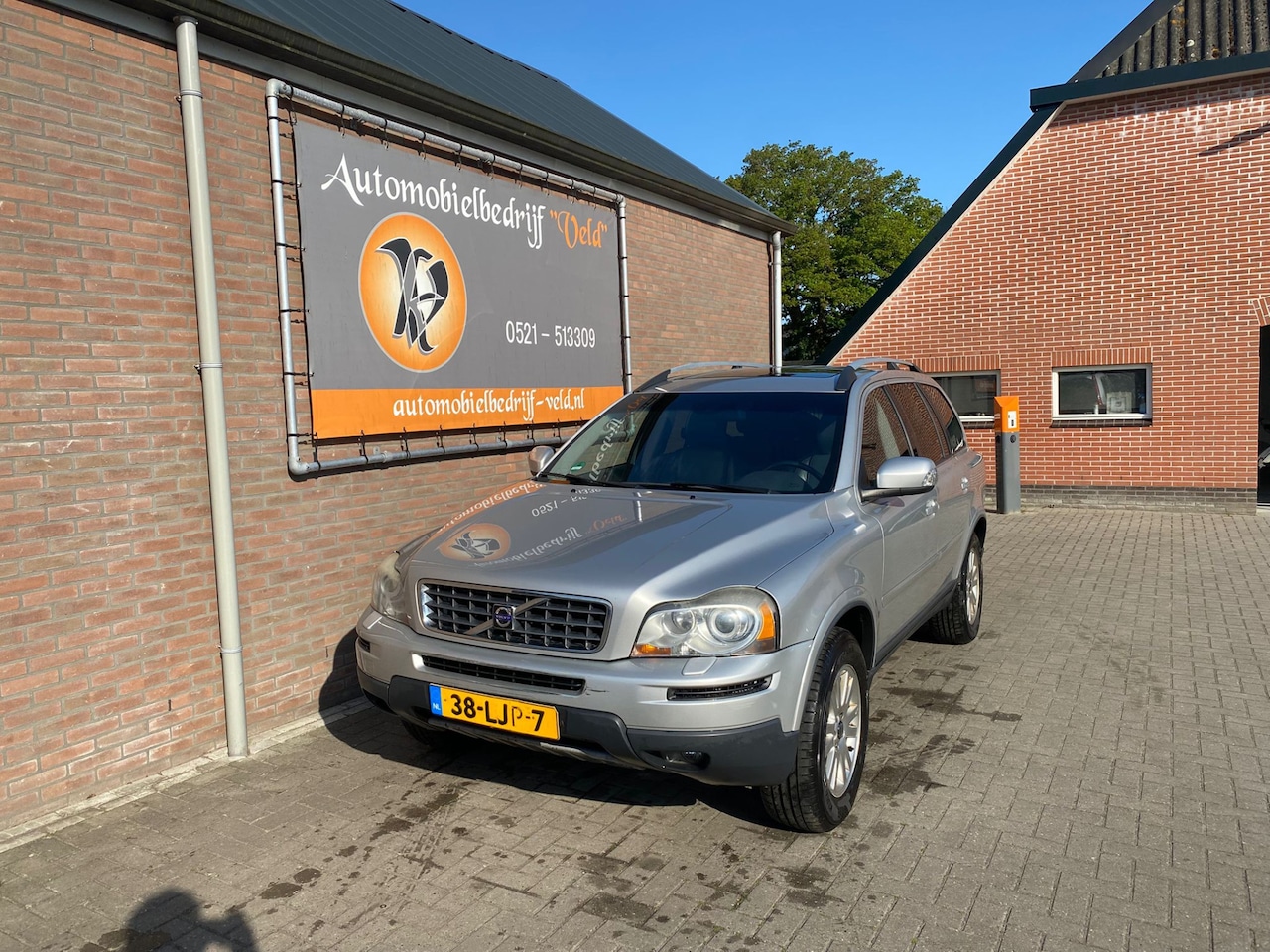 Volvo XC90 - 2.4 D5 Kinetic 2.4 D5 Kinetic - AutoWereld.nl