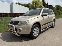 Suzuki Grand Vitara - 2.0-16V Exclusive / AUTOMAAT / 4WD / 4x4 / AIRCO ECC / TREKHAAK