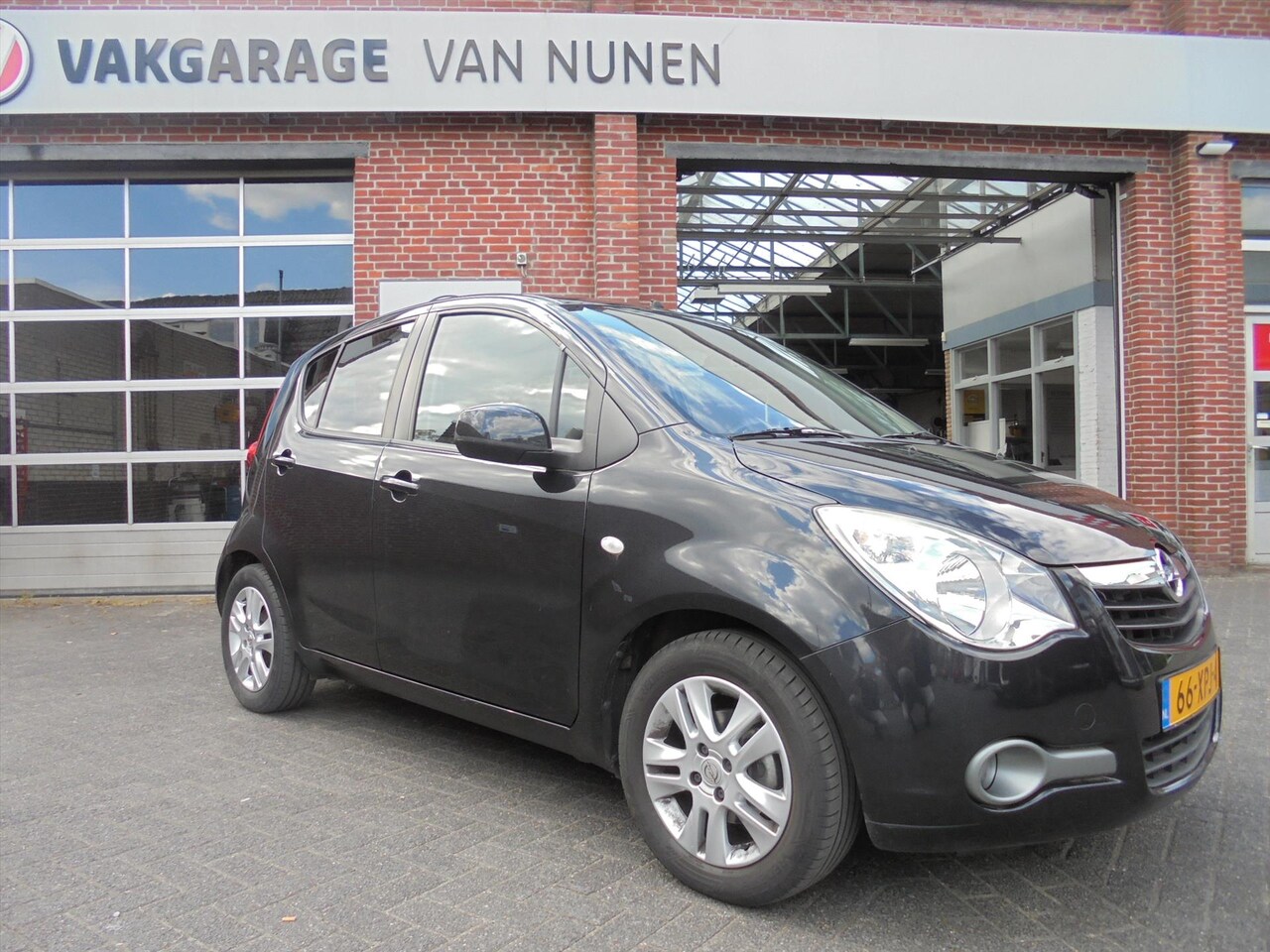 Opel Agila - 1.0 12V 48KW Edition - AutoWereld.nl