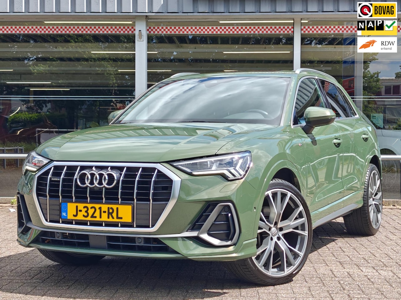 Audi Q3 - 40 TFSI quattro S edition | Virtual Cockpit | Panoramadak | Afn. trekhaak | ACC | DAB| - AutoWereld.nl