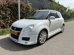 Suzuki Swift - 1.6 Sport / AIRCO / 159dkm