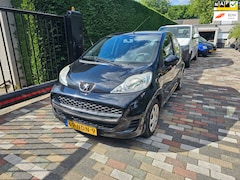 Peugeot 107 - 1.0-12V Urban Move 2010 Airco 5 deurs