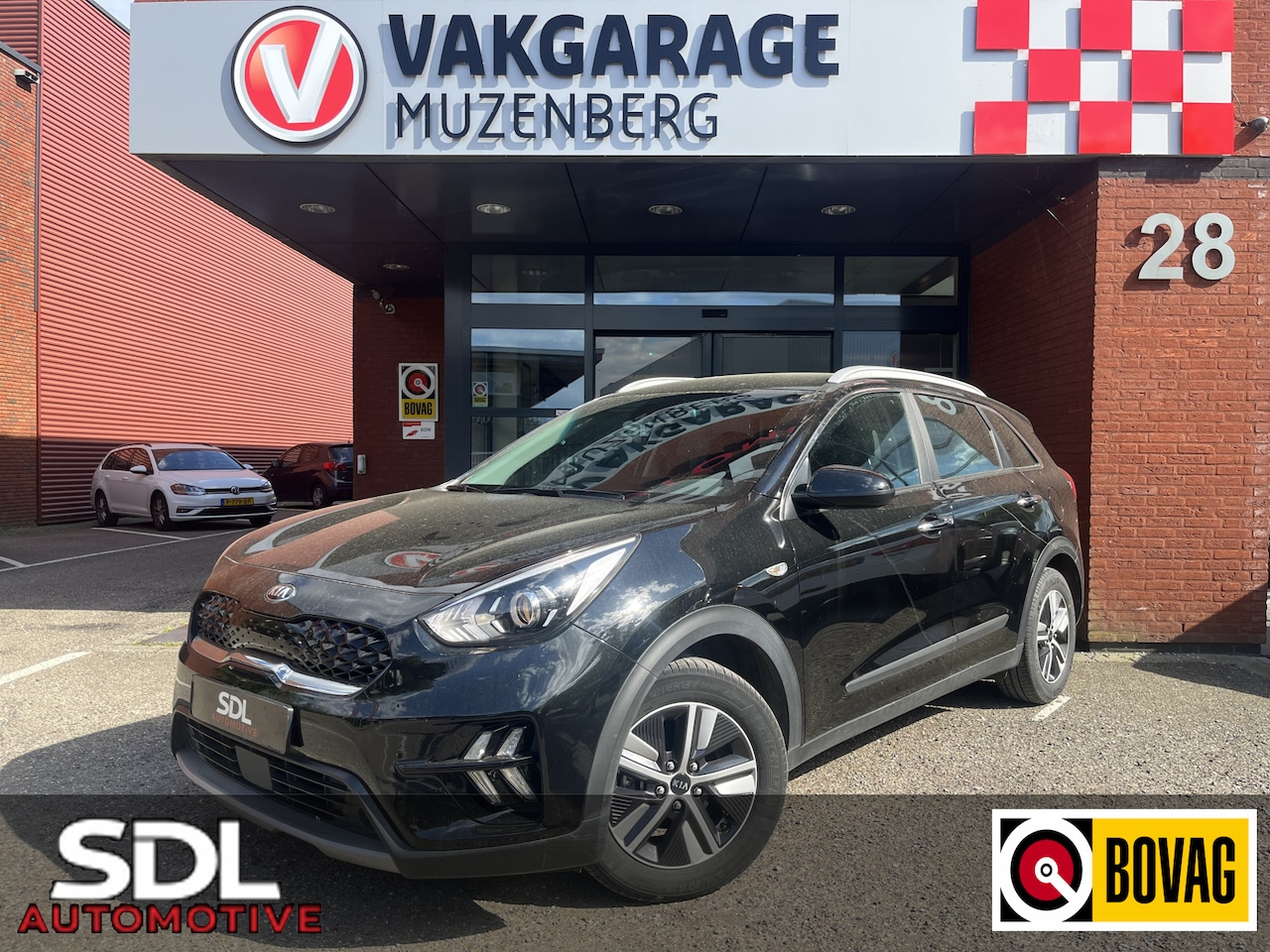 Kia Niro - 1.6 GDi Hybrid DynamicPlusLine // ADAPT. CRUISE // CAMERA+SENSOREN // HALF LEDER // CLIMA - AutoWereld.nl