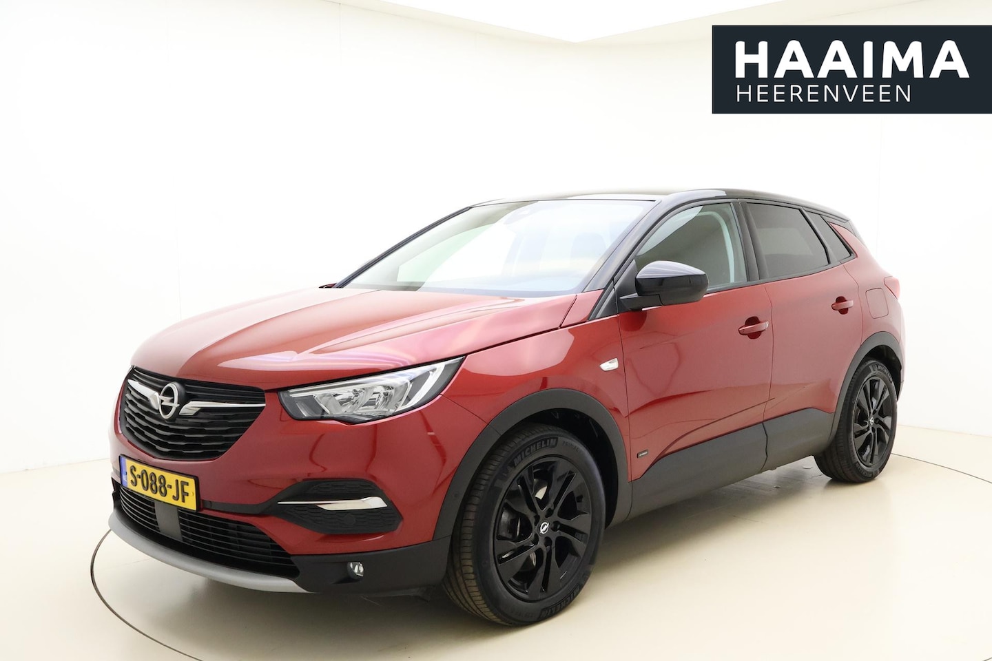 Opel Grandland X - 1.6 Turbo 225pk Hybrid Business Edition | Navigatie | Achteruitrijcamera | Climate control - AutoWereld.nl