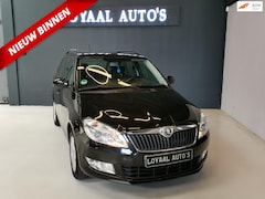 Skoda Fabia Combi - 1.2 TSI Ambition Businessline | AUT | AIRCO | TREKHAAK | STOEL.VERW | APK