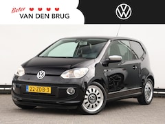 Volkswagen Up! - 1.0 high up BlueMotion 75pk | Dealer onderhouden | Airconditioning | Navigatie | Lichtmeta