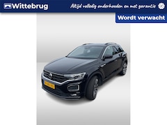 Volkswagen T-Roc - 1.5 TSI Sport Business R / Digitaal dasbhoard / Pano / Camera / 3x R-line / Parkeersensore