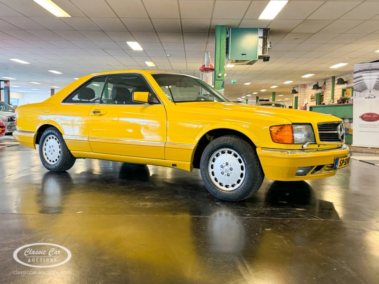 Mercedes-Benz 560 - - ONLINE AUCTION - AutoWereld.nl