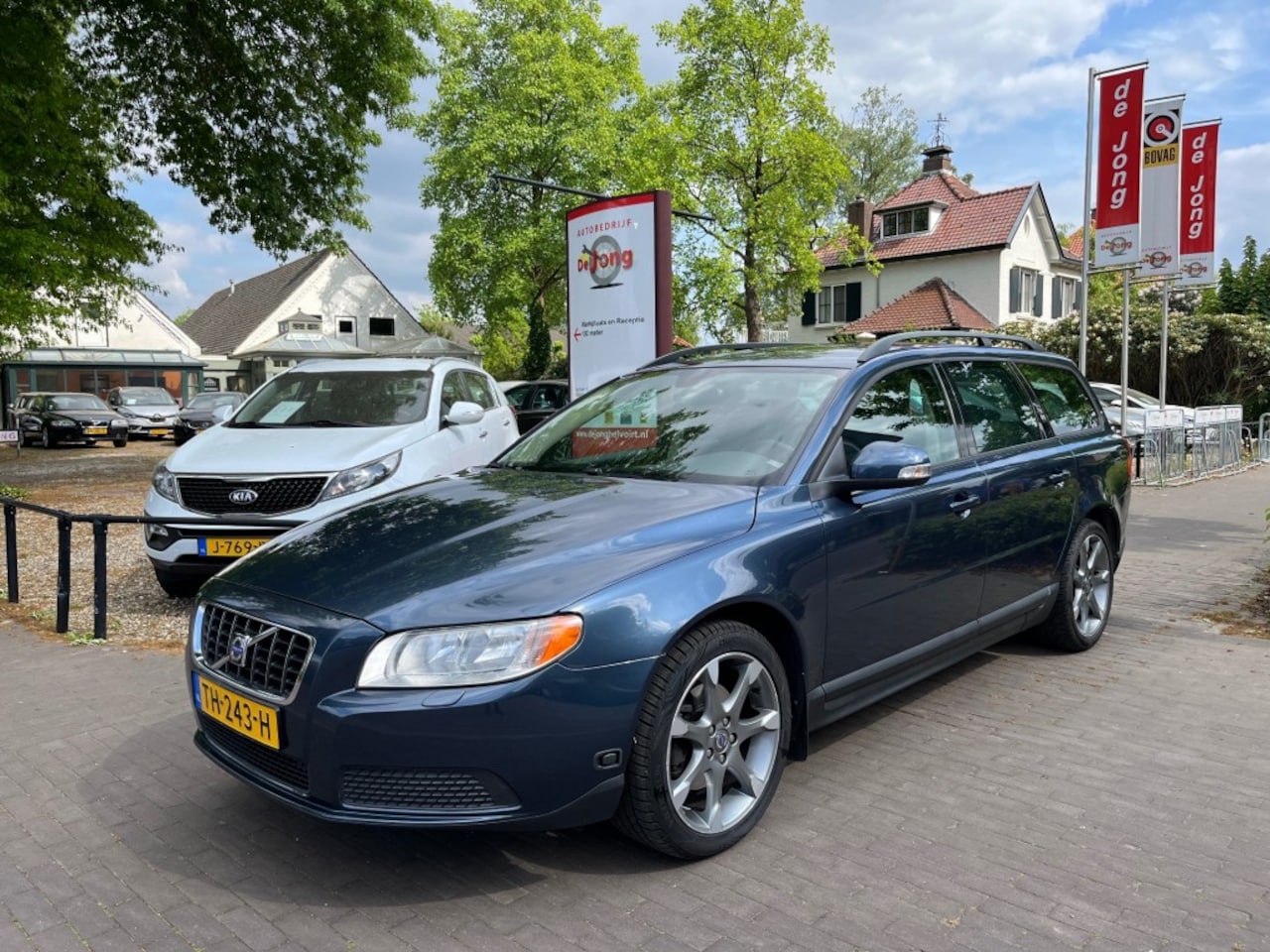 Volvo V70 - 2.0 145PK / STOELVERW. / TREKHAAK / CRUISE CTR. / AIRCO-ECC - AutoWereld.nl