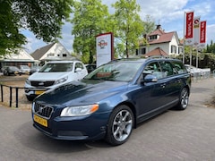 Volvo V70 - 2.0 145PK / STOELVERW. / TREKHAAK / CRUISE CTR. / AIRCO-ECC