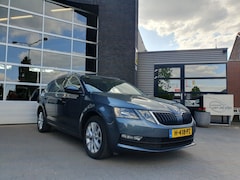 Skoda Octavia Combi - 1.5TSI 150PK Greentech Business Edition, trekhaak, appconnect, cruise control, clima, 1500