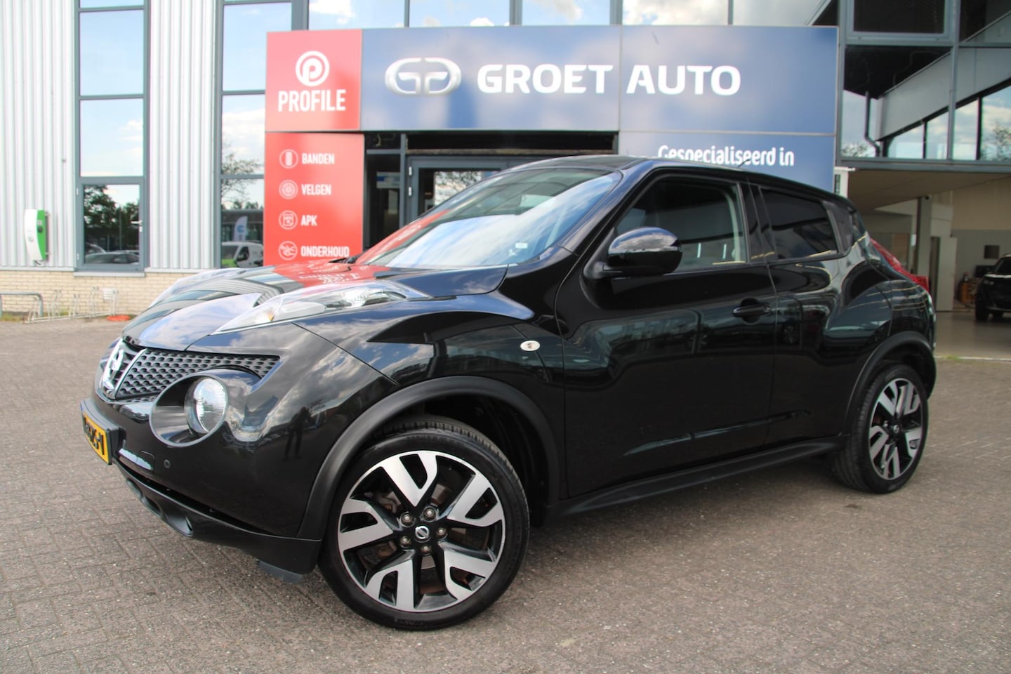Nissan Juke - 1.6 Connect Edition Airco Navi Camera - AutoWereld.nl