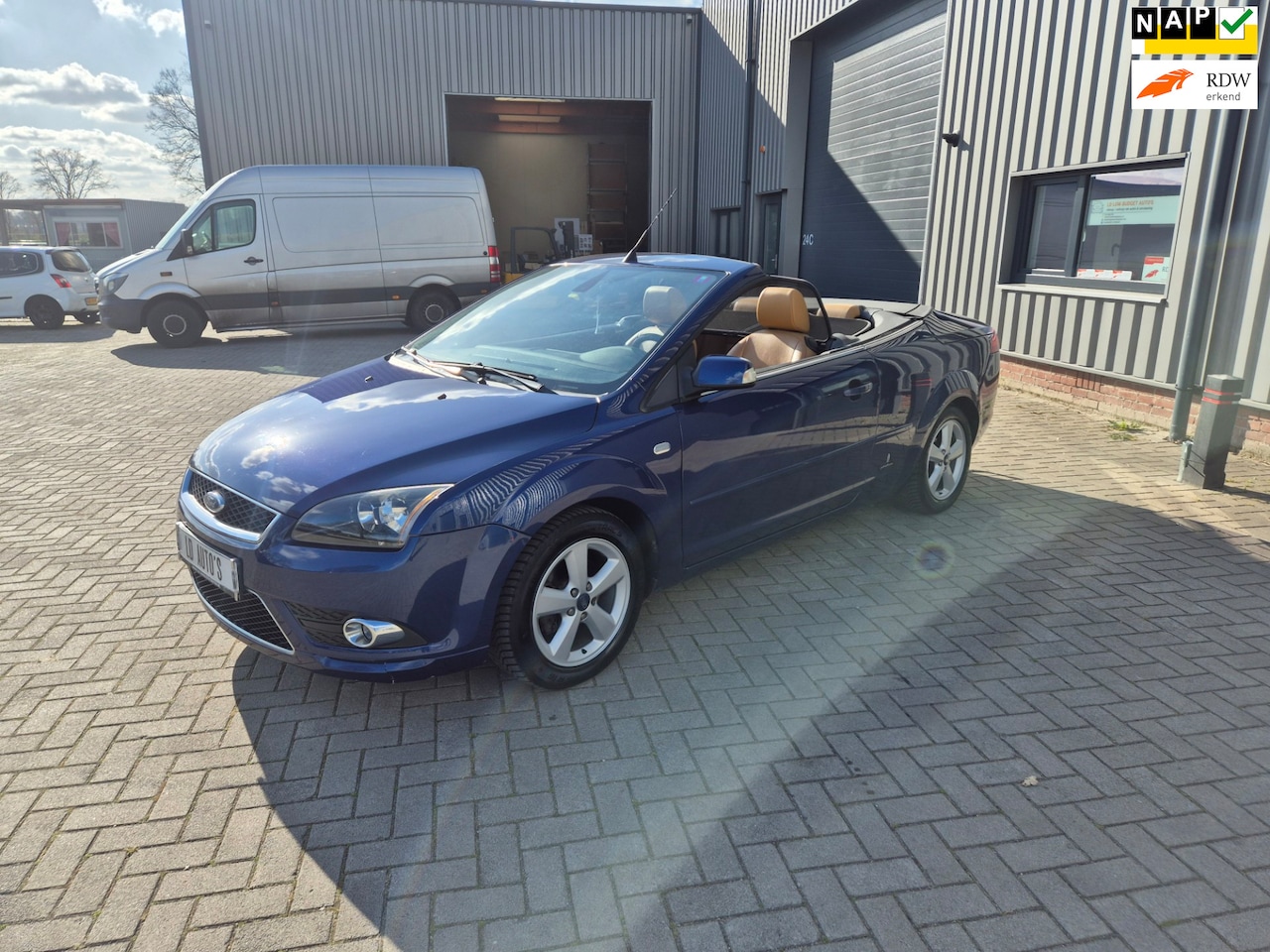 Ford Focus Coupé-Cabriolet - 1.6-16V Titanium TOP OCCASION - AutoWereld.nl