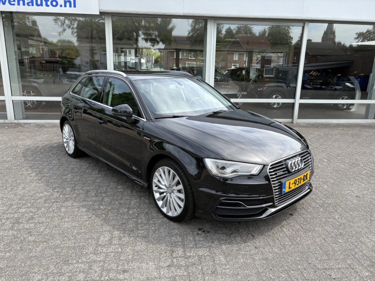 Audi A3 Sportback - 1.4 e-tron Amb. PL+ - AutoWereld.nl
