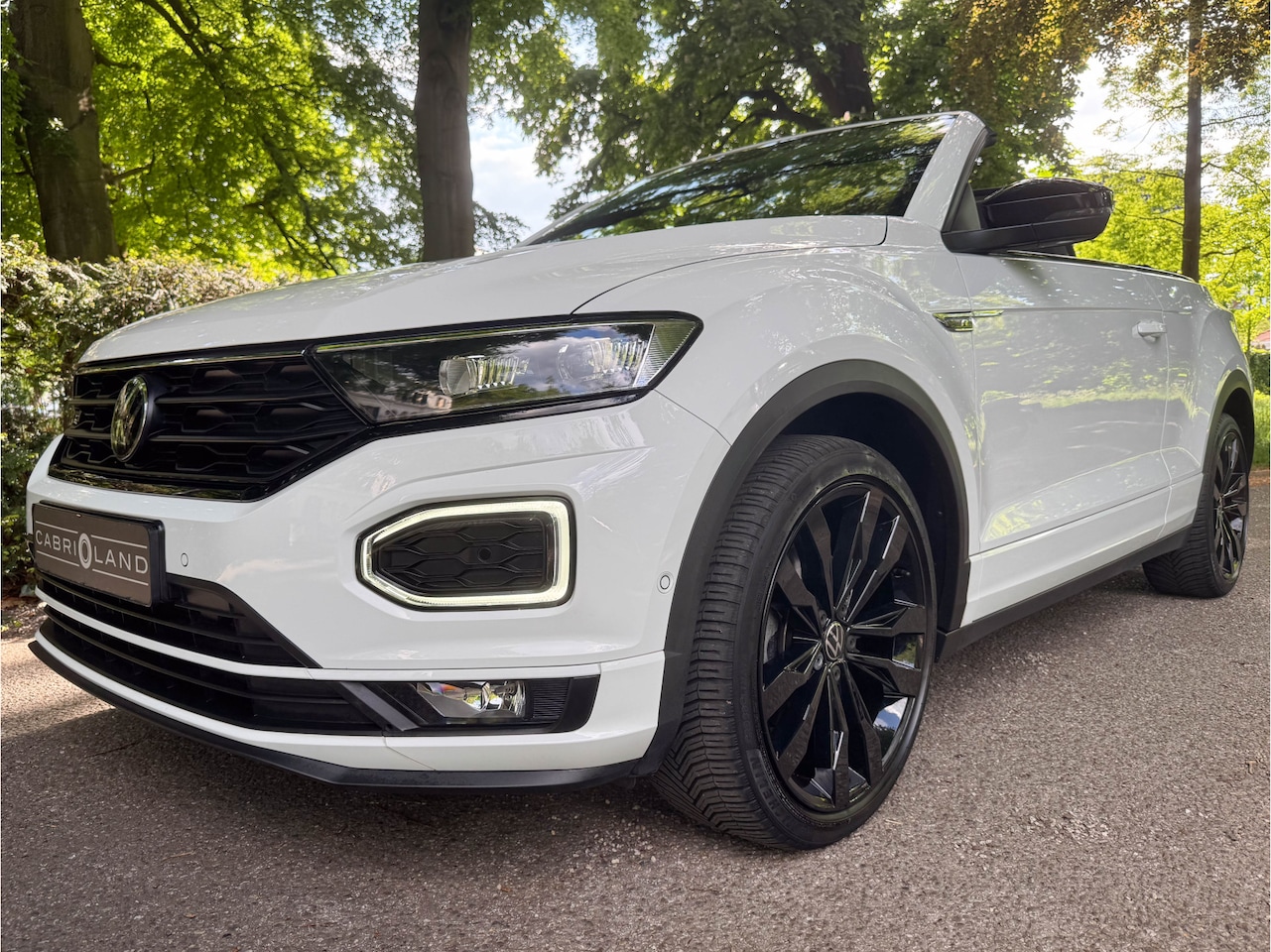 Volkswagen T-Roc Cabrio - 1.5 TSI R-Line 1.5 TSI R-Line, Beats - AutoWereld.nl