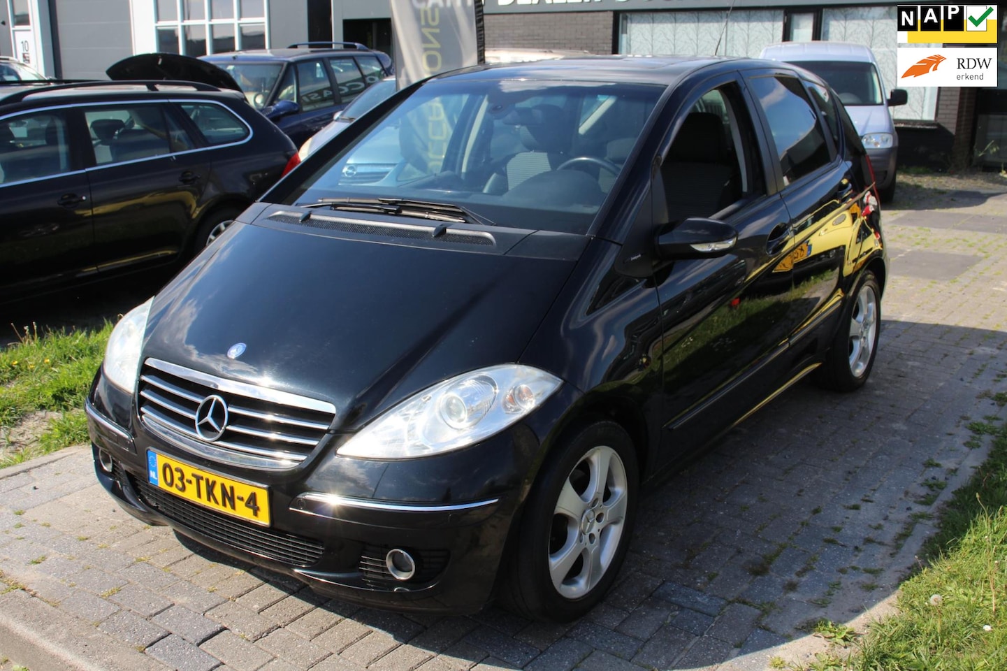 Mercedes-Benz A-klasse - 150 Avantgarde Automaat NAV Climate Cruise Elec. Stoelen Leder/Stof LMV APK - AutoWereld.nl