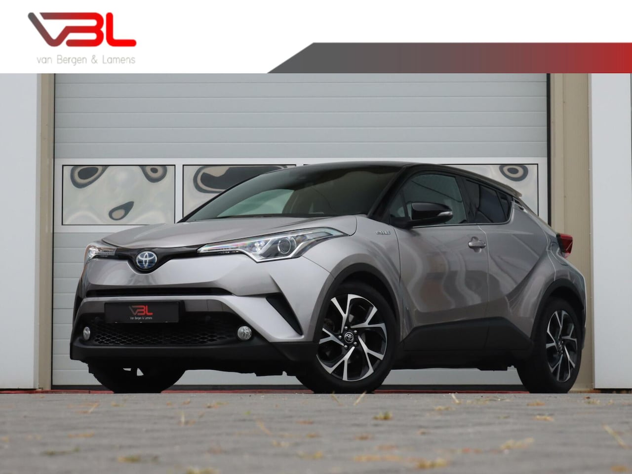 Toyota C-HR - 1.8 Hybrid Bi-Tone 1.8 Hybrid Bi-Tone - AutoWereld.nl
