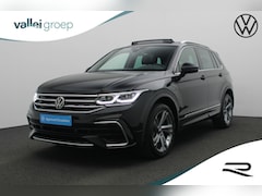 Volkswagen Tiguan - 1.4 TSI 245 pk DSG eHybrid R-Line Business+ | Panoramadak | IQ Light | Achteruitrijcamera