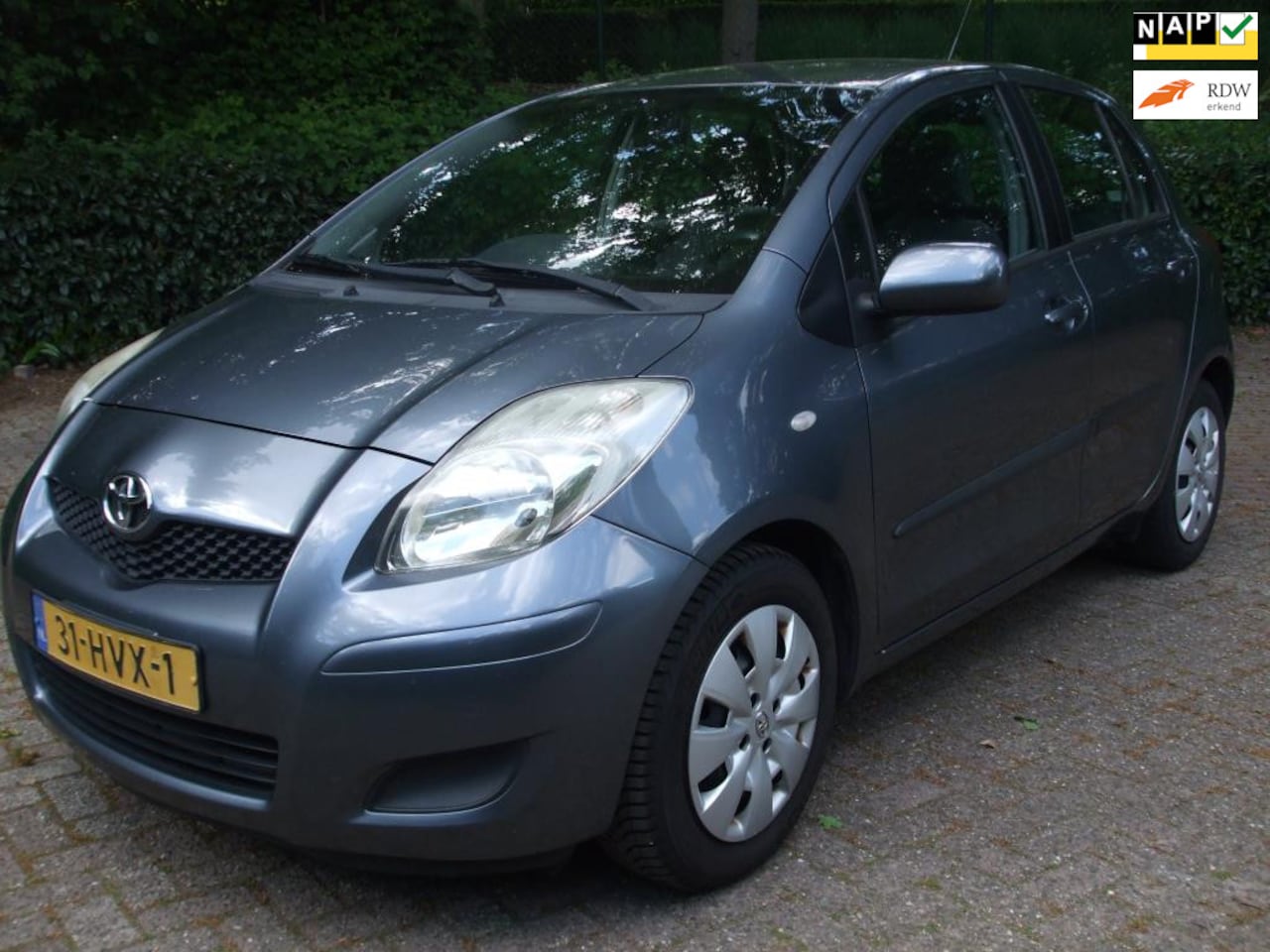 Toyota Yaris - 1.3 VVTi Aspiration airco 5 deurs blauw nwe APK NAP - AutoWereld.nl