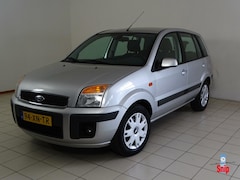 Ford Fusion - 1.6-16V Crossroad