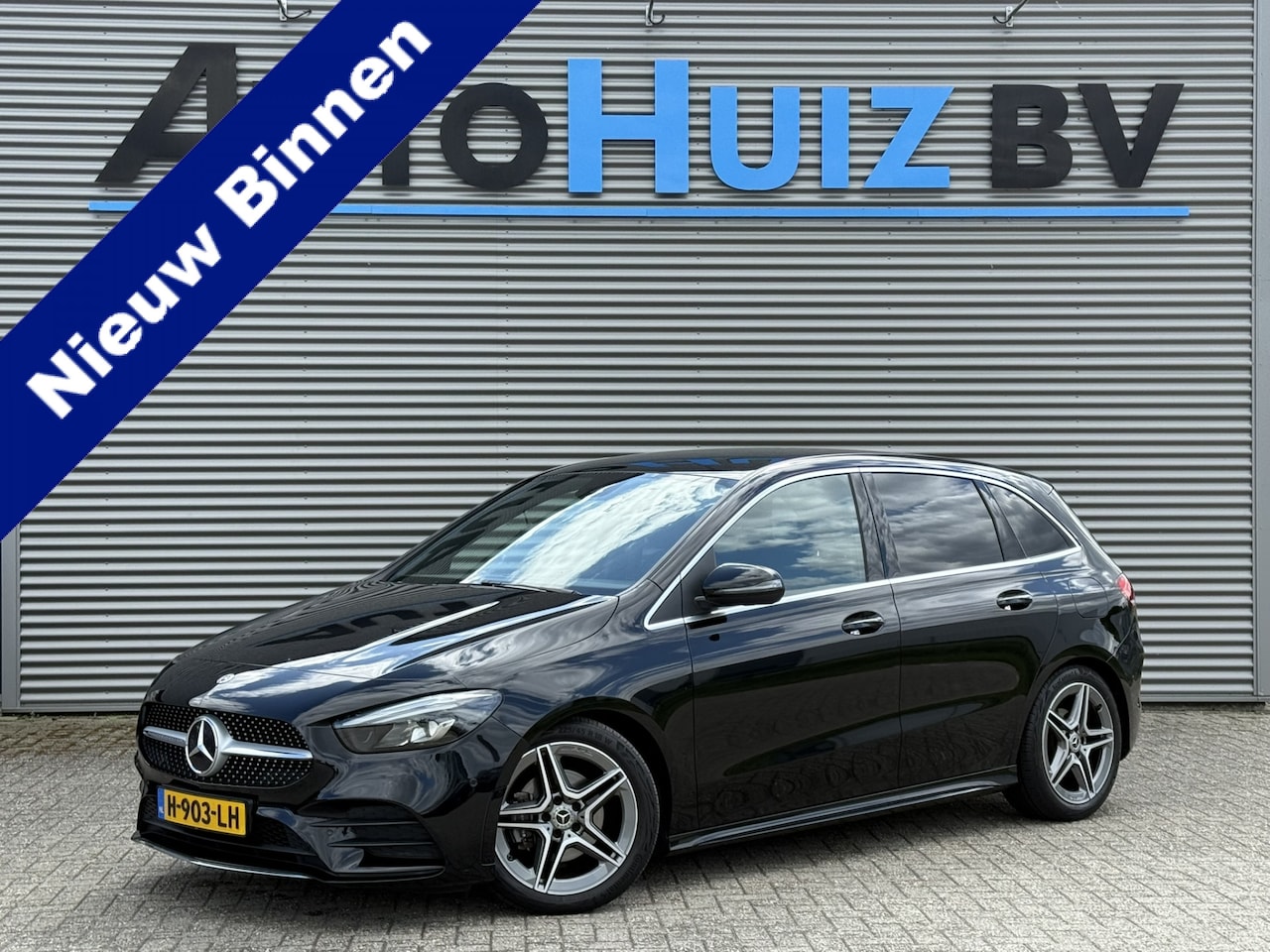 Mercedes-Benz B-klasse - 180 Business Solution AMG Camera Carplay Stoelverwarming Elek. kofferklep - AutoWereld.nl