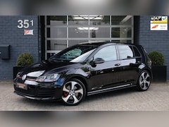Volkswagen Golf - 2.0 TSI GTI Cruise|Navi|Pano|Led&Xenon