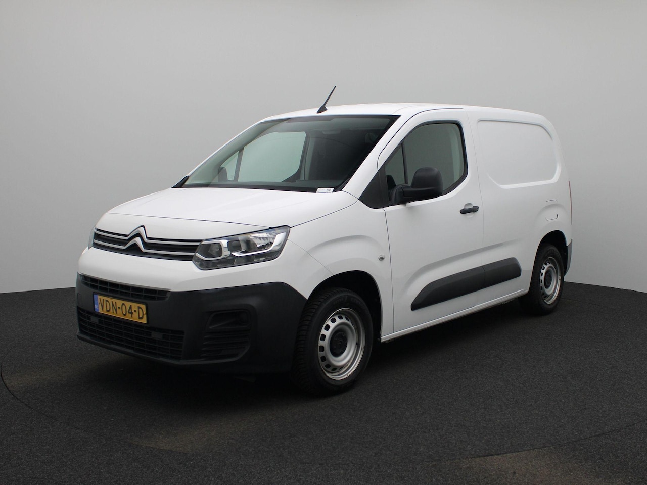 Citroën Berlingo - 1.5 BlueHDI Control | Airco | Trekhaak | Slechts 27000km! - AutoWereld.nl