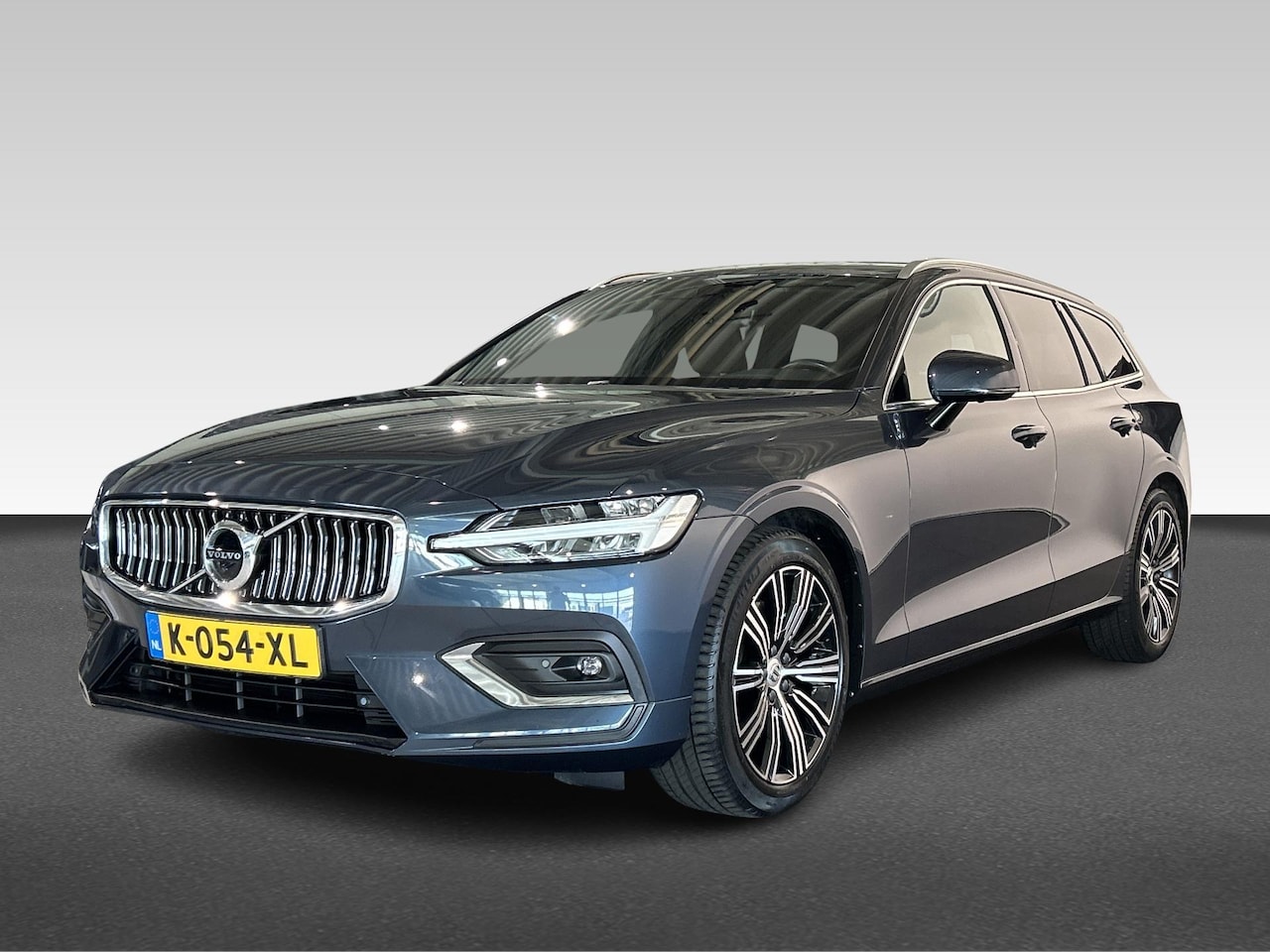 Volvo V60 - B4 197pk Geartronic Mild Hybrid Inscription - AutoWereld.nl