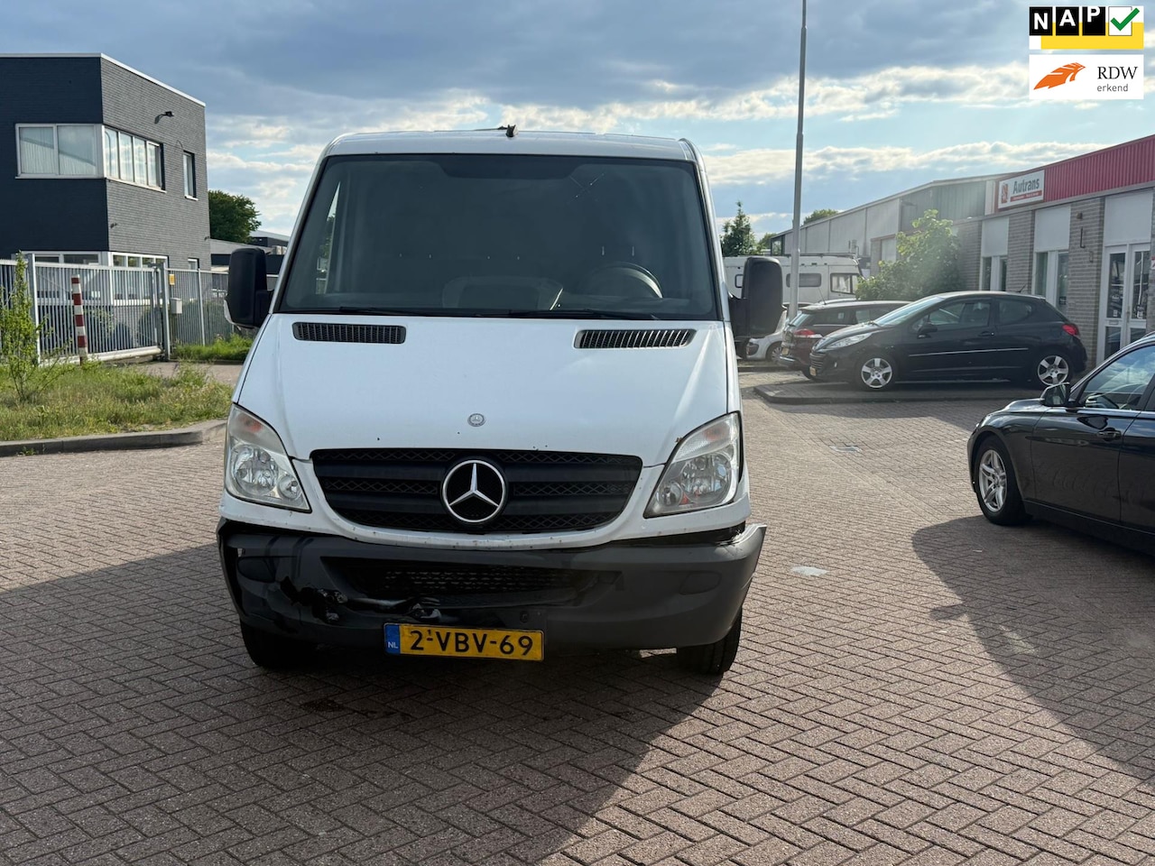 Mercedes-Benz Sprinter - 209 2.2 CDI 325 Functional 209 2.2 CDI 325 Functional - AutoWereld.nl