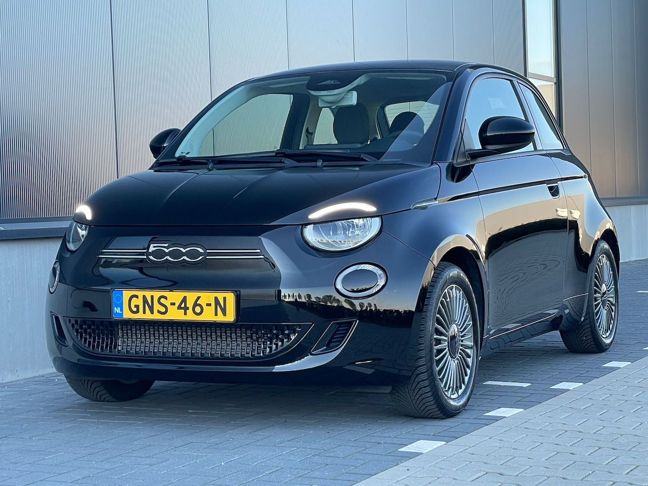 Fiat 500 - Icon DAB PDC Navigatie Apple Carplay - AutoWereld.nl