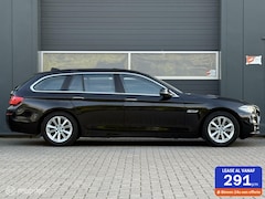 BMW 5-serie Touring - 520d Luxury Edition Panoramadak Sportstoelen Super mooie auto
