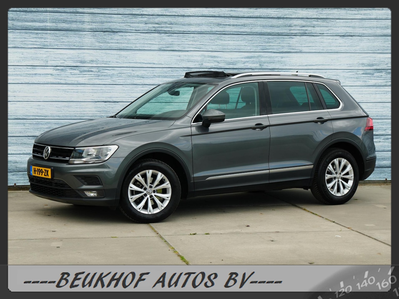 Volkswagen Tiguan - 1.5 TSI ACT Business Panorama Carplay Navi - AutoWereld.nl