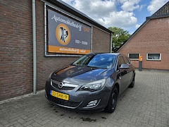 Opel Astra Sports Tourer - 1.4 Turbo Sport