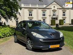 Peugeot 206 - 1.1 XR