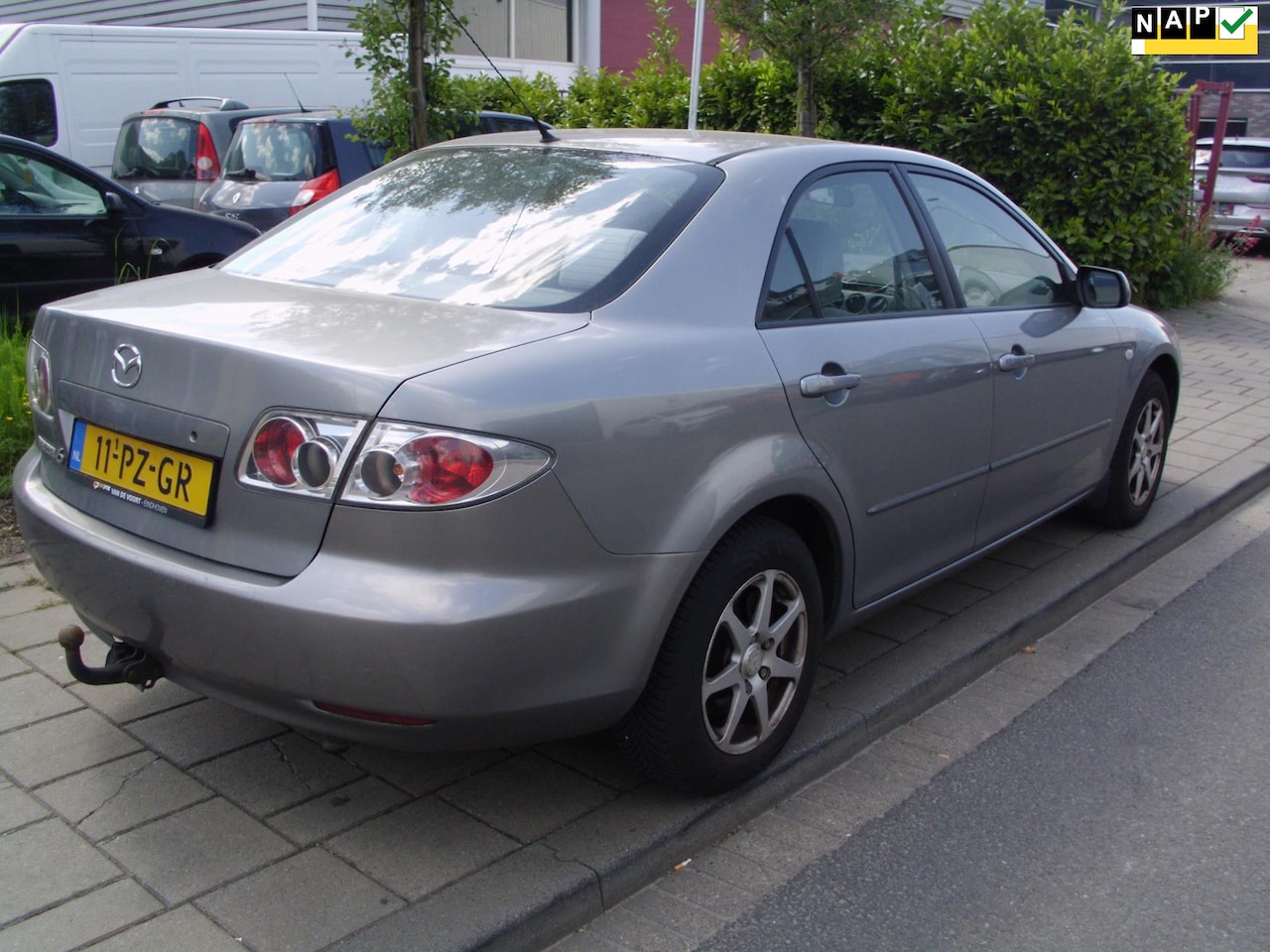 Mazda 6 - 2.0 CiTD Touring sedan met airco - AutoWereld.nl