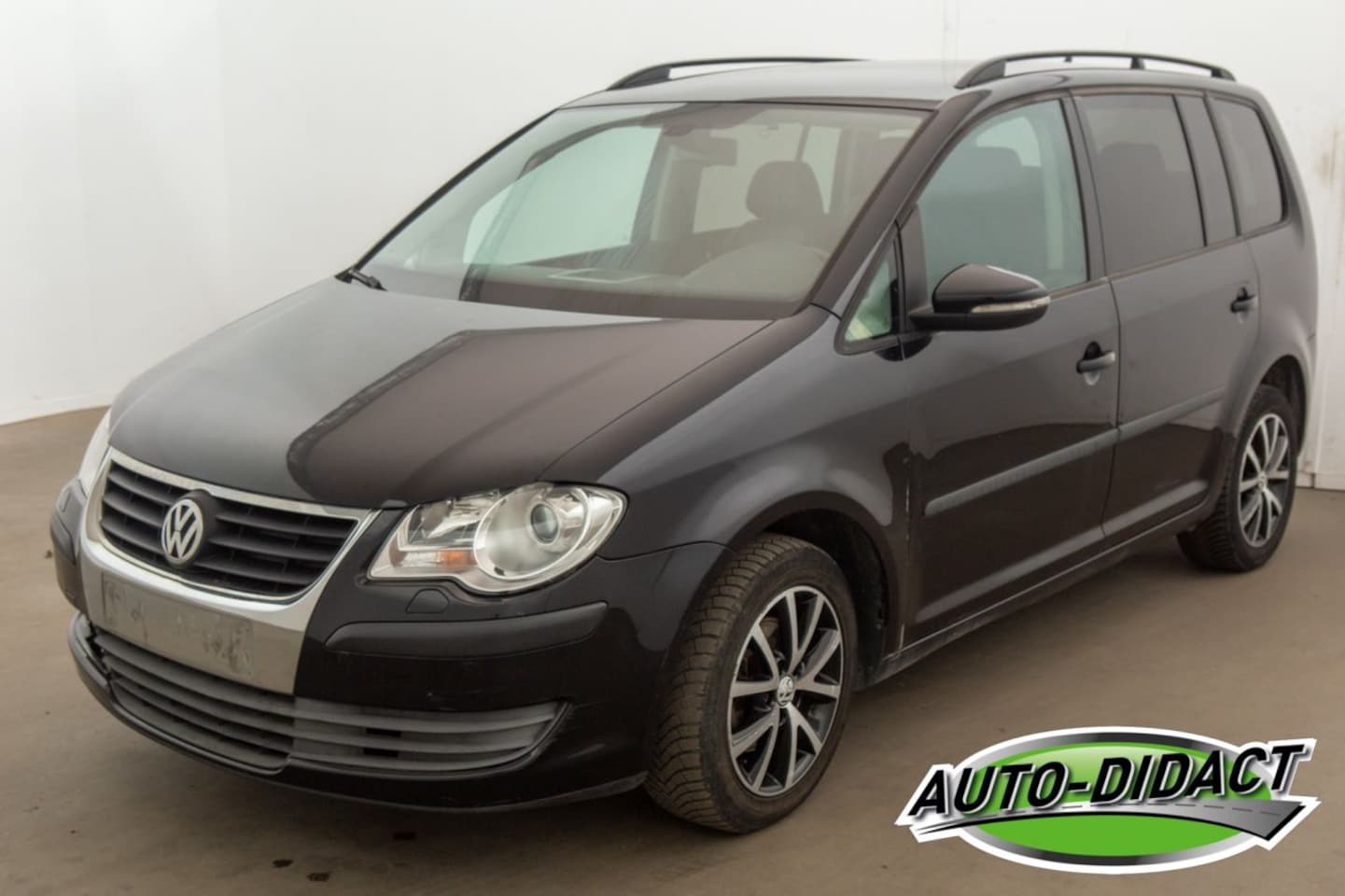 Volkswagen Touran - 1.9 TDI 7 persoons - AutoWereld.nl