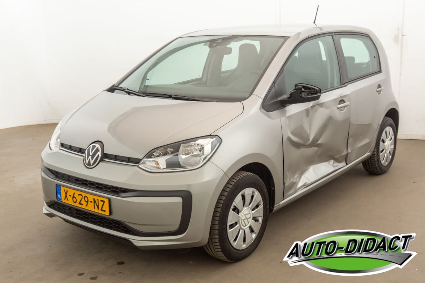 Volkswagen Up! - 1.0 Airco 38.786 km - AutoWereld.nl