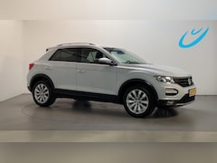Volkswagen T-Roc - 1.5 TSI 150pk DSG Style Camera Navigatie DAB+ App-Connect