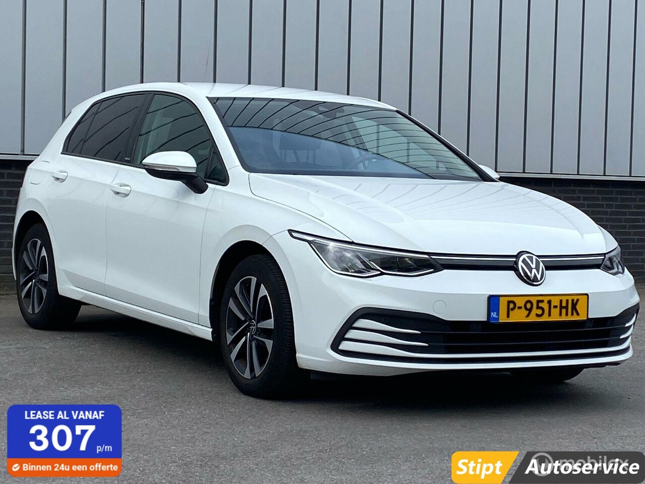 Volkswagen Golf - 1.5 TSI/NAV/Camera/Carplay/Parkeersensoren - AutoWereld.nl