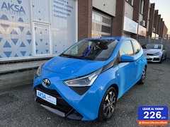 Toyota Aygo - 1.0 VVT-i x-play 72 pk Automaat/CarPlay/Sportvelg/Garantie