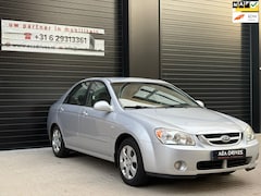 Kia Cerato - Nette | Airco | Elektrische ramen | Goed onderhouden | Comfortabel en betrouwbaar vervoer