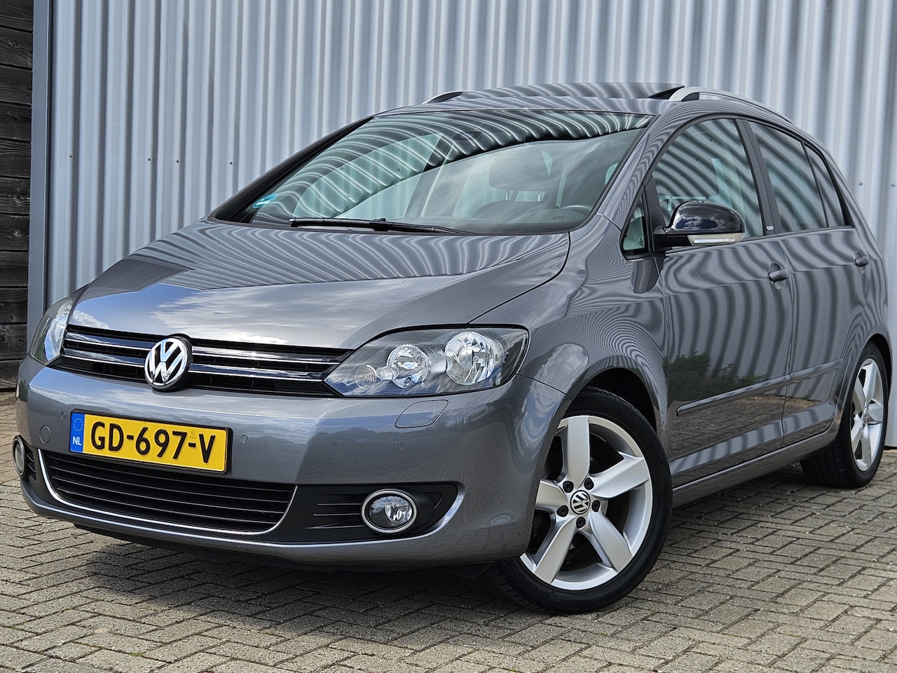Volkswagen Golf Plus - 1.2 TSI /Dealer Onderhouden/Stoelverwarming! - AutoWereld.nl