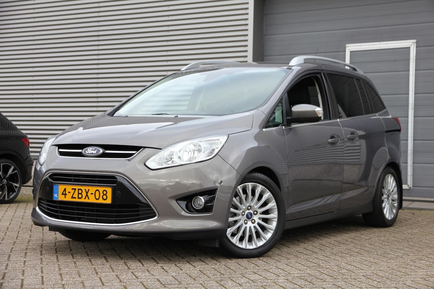 Ford Grand C-Max - 1.0 EcoBoost 125pk Econetic Lease Titanium - AutoWereld.nl
